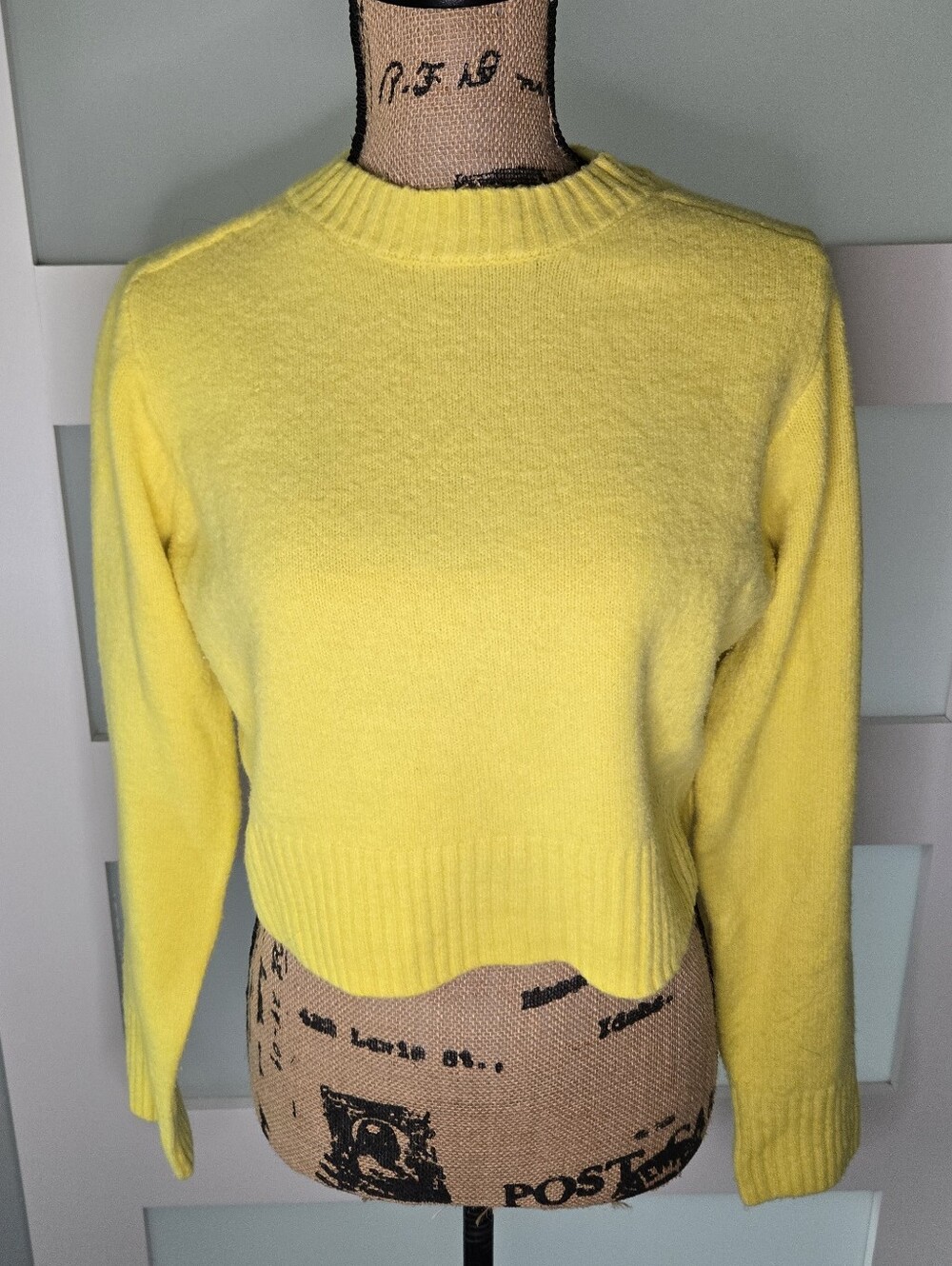 Universal Thread Bright Yellow Crewneck Sweater